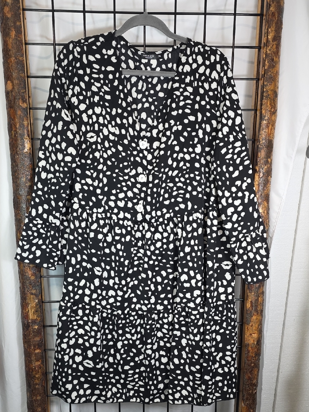 Black & White Spot Tiered Button-Front Long Sleeve Dress